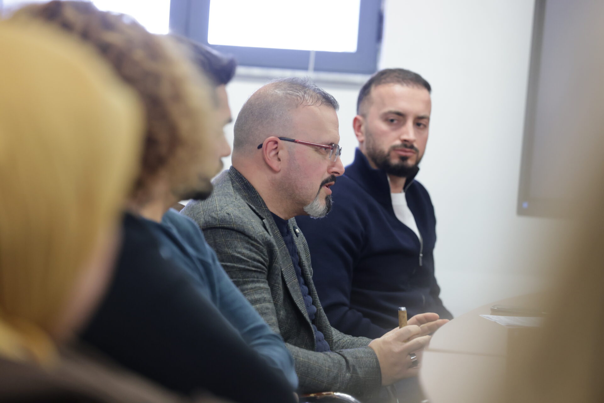 ditmir-bushati-bashkebisedim-me-studentet-e-uet