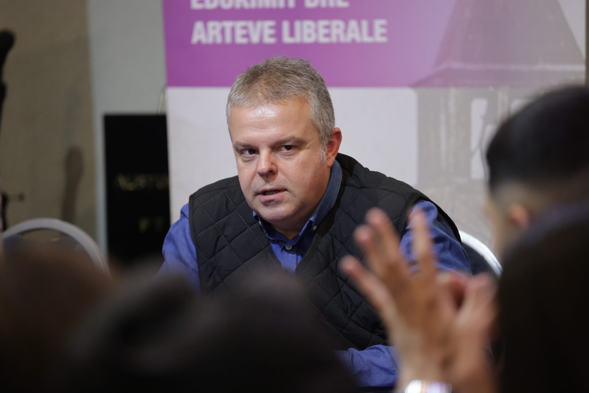 shkolla-e-humaniteteve-aktiviteti-i-uet-ne-llogara
