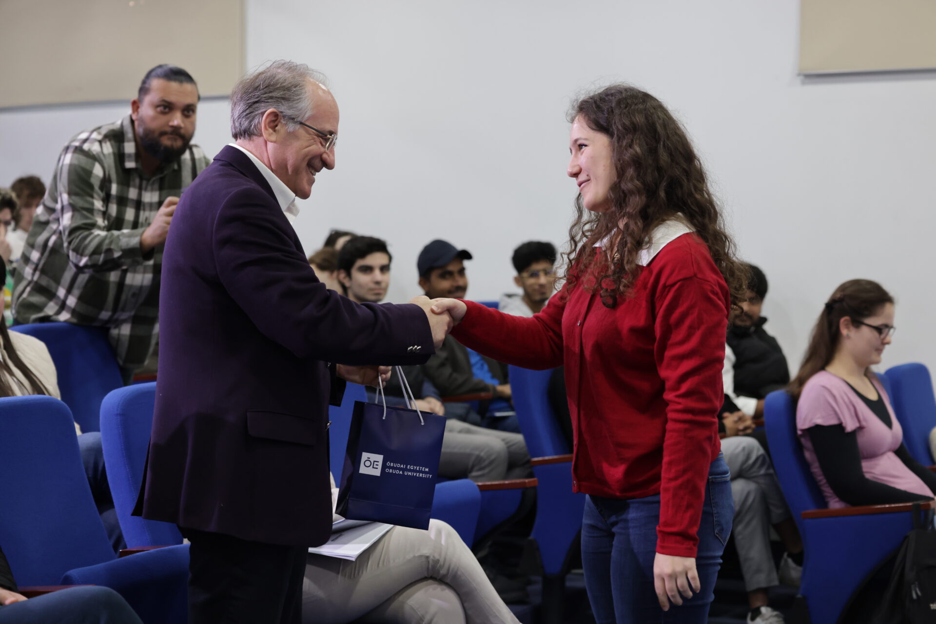 shkembim-akademik-dhe-kulturor-uet-mirepret-studentet-nga-hungaria